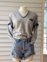 Load image into Gallery viewer, VINTAGE PENN STATE PULLOVER
